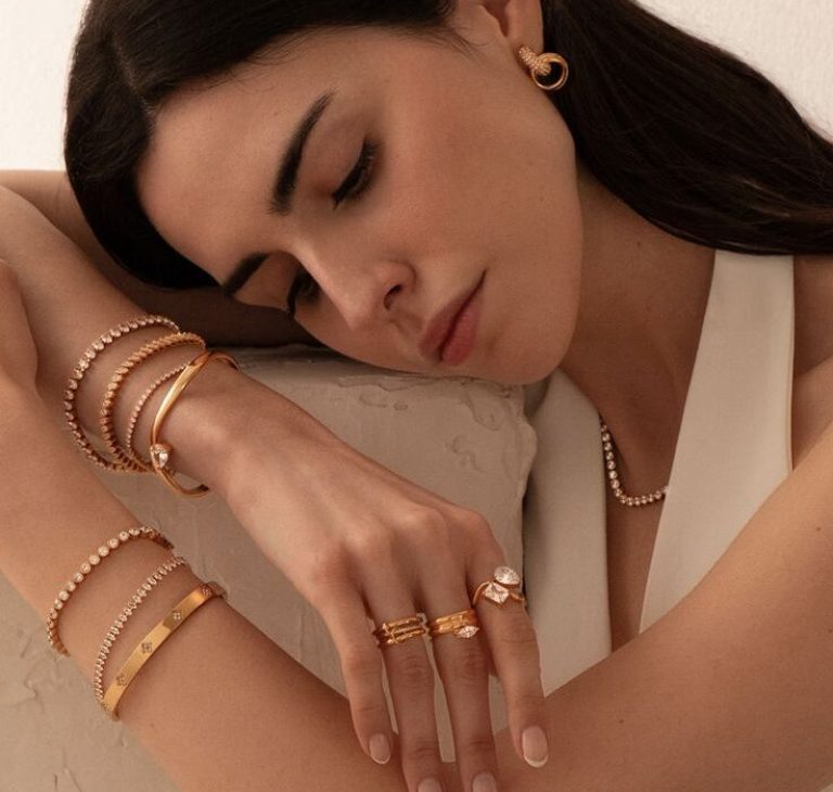 aesthetic jewellery photos